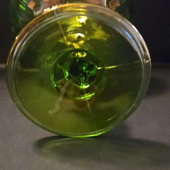 Iridescent Green Glass Art Bowl - Picture 6 of 9